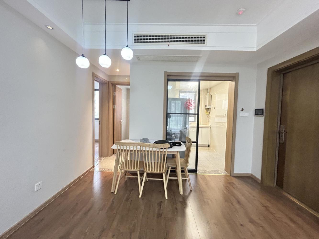 上海大华锦绣四季二手房房源图片