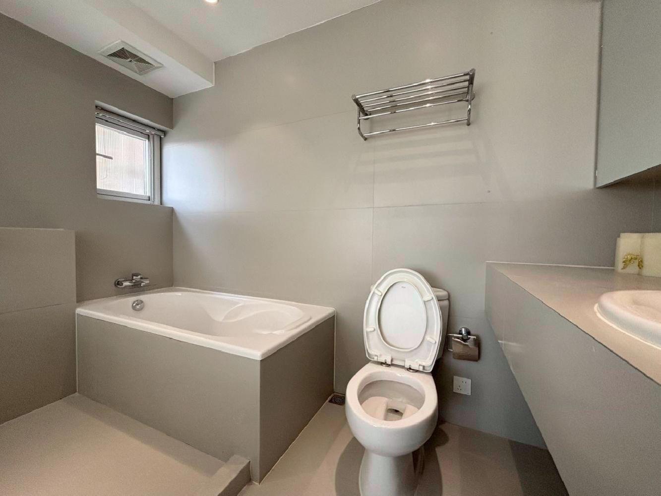 上海鸿艺豪苑二手房房源图片