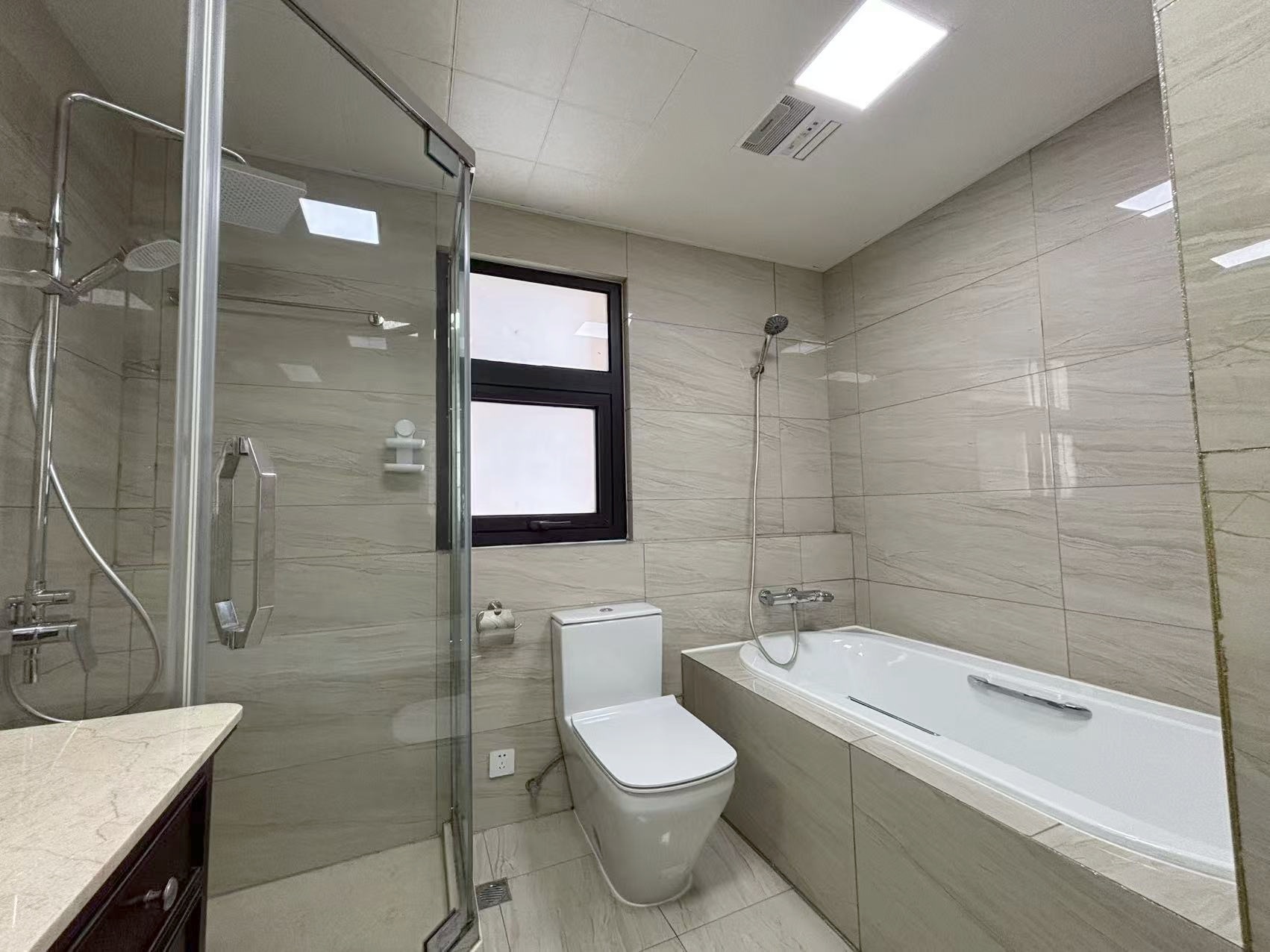 上海嘉丽苑(徐汇)二手房房源图片