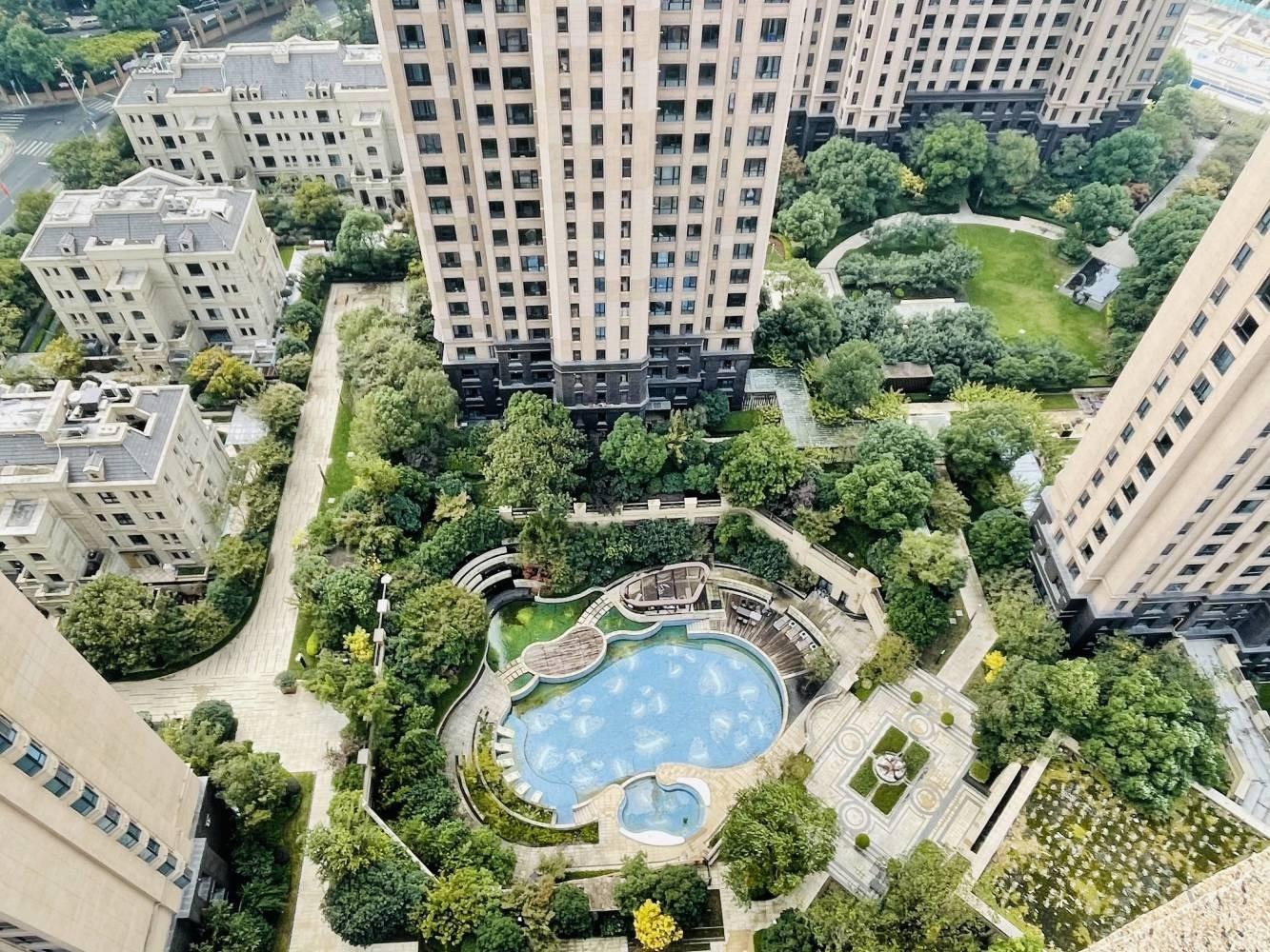 上海万科翡翠雅宾利二手房房源图片