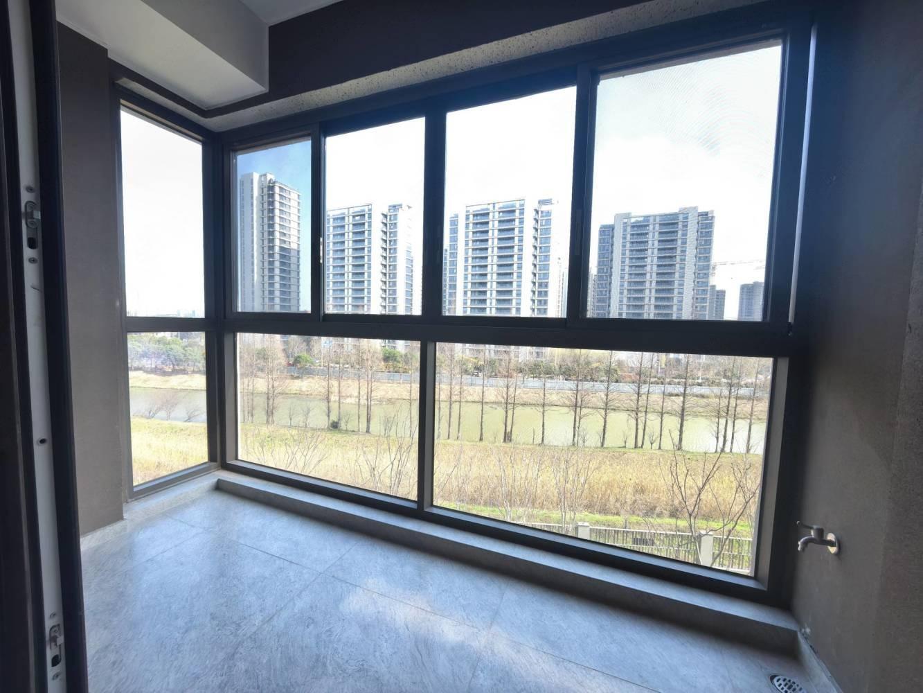 上海华发半岛华庭二手房房源图片