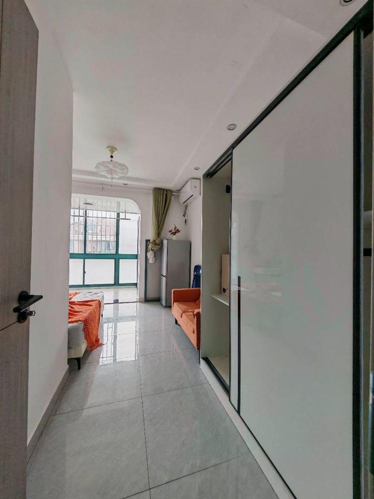 上海齐爱佳苑二手房房源图片