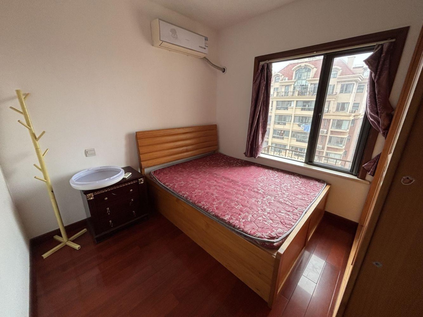 上海保利金爵公寓二手房房源图片