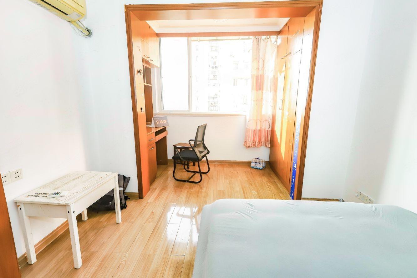 上海赤峰公安公寓二手房房源图片