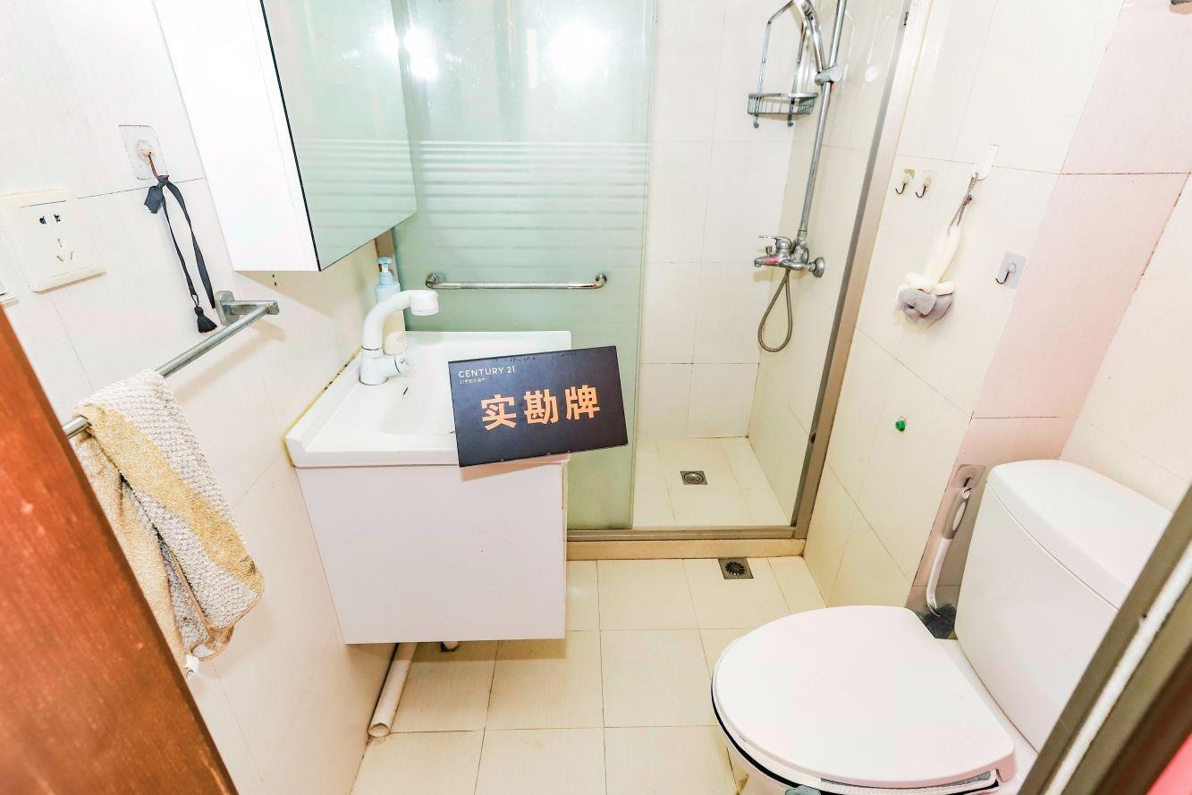 上海赤峰公安公寓二手房房源图片