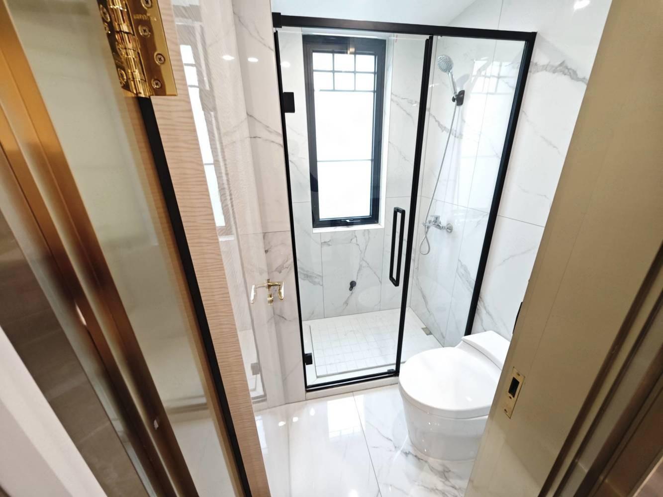 上海佩玛山丘二手房房源图片