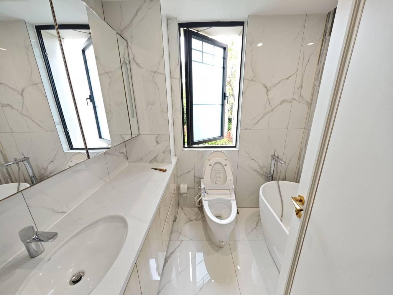 上海佩玛山丘二手房房源图片