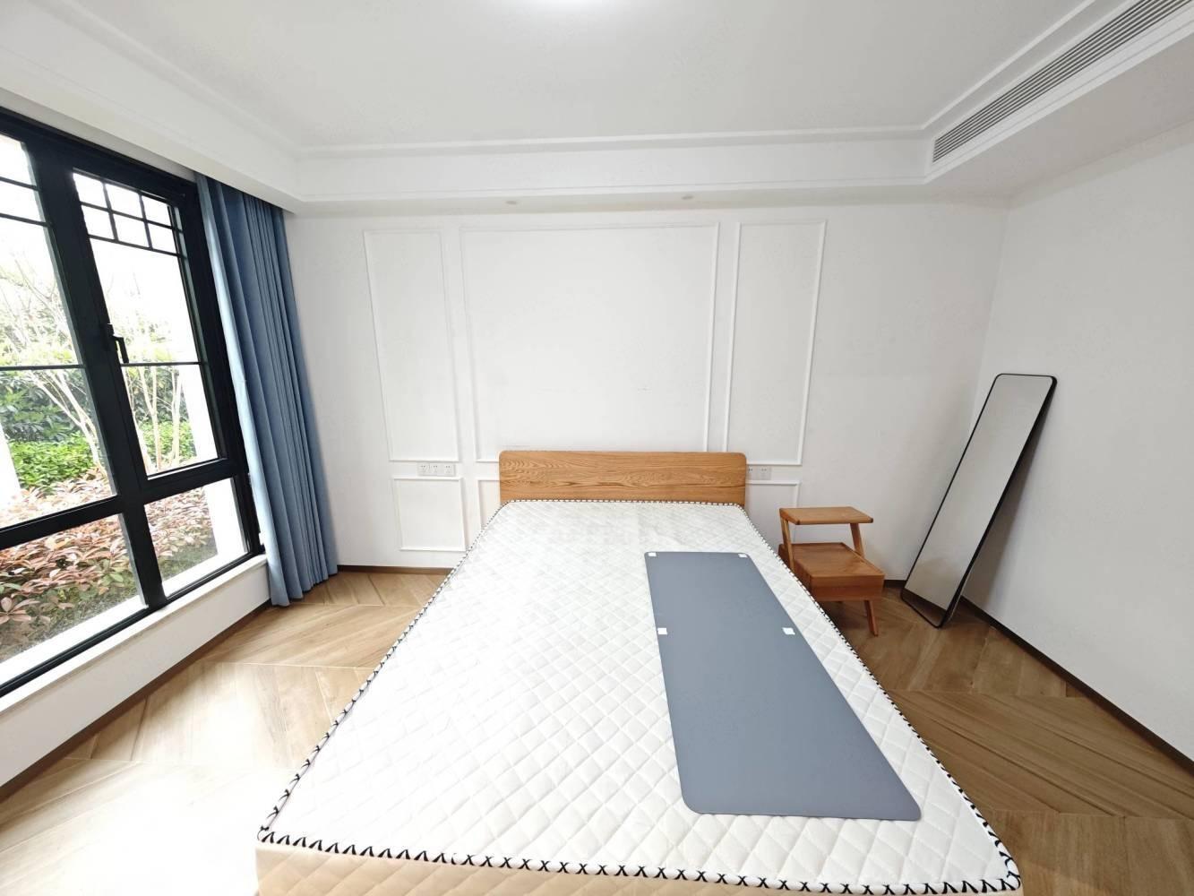 上海佩玛山丘二手房房源图片