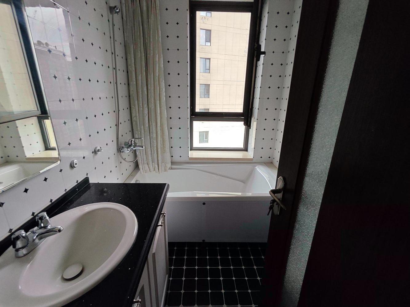 沈阳世茂五里河二手房房源图片