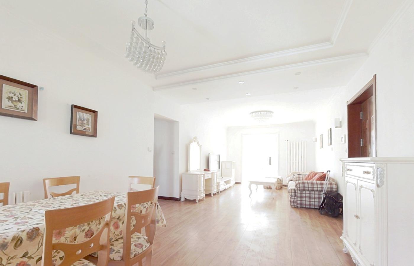 沈阳世茂新五里河二手房房源图片