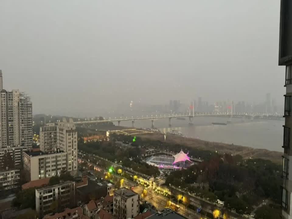 武汉外滩棕榈泉二手房房源图片