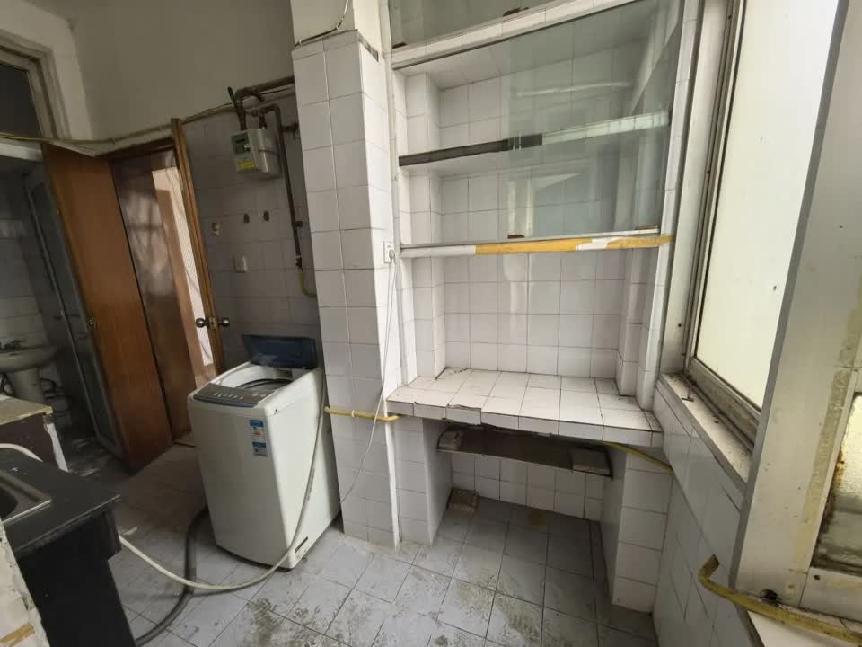 武汉长江委酒宝荡小区二手房房源图片