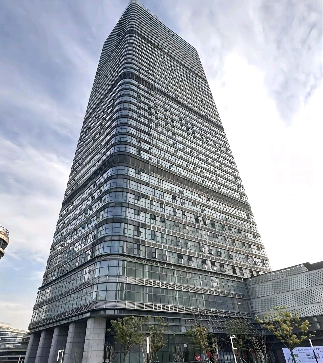 武汉绿地国博财富中心二手房房源图片
