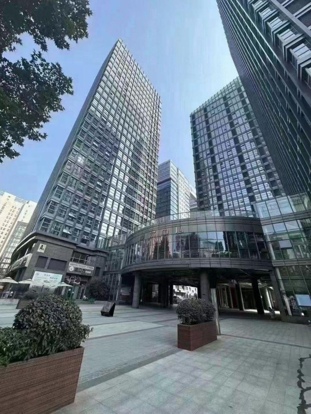 西安摩尔中心二手房房源图片