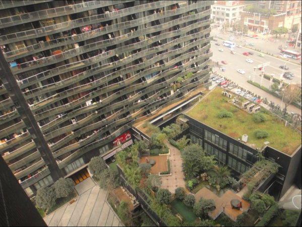 首座桐梓林地铁口 精装大套三 低价出售 家具家电齐全