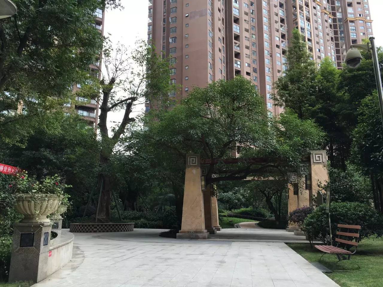 成都二手房 双流二手房 麓山二手房 >洛森堡新殿 pre next