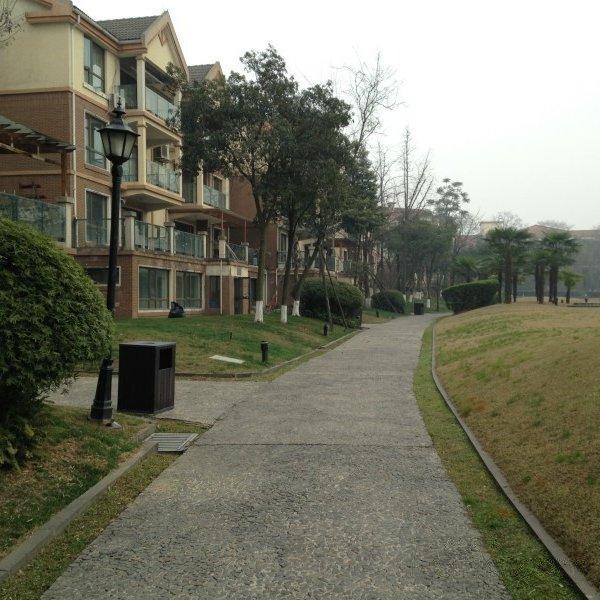 成都二手房 双流二手房 牧马山二手房 中航云岭高尔夫别墅二手房 如