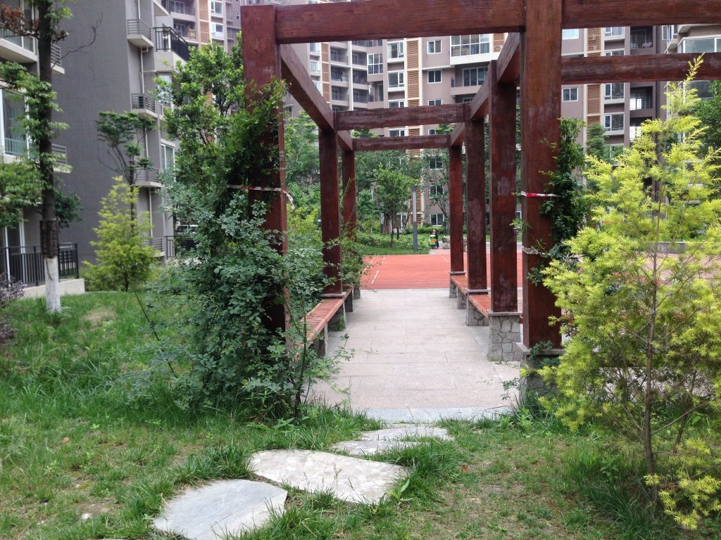 川大文星花园 8即将抵达 带入户花园 性价比超高哦 等你