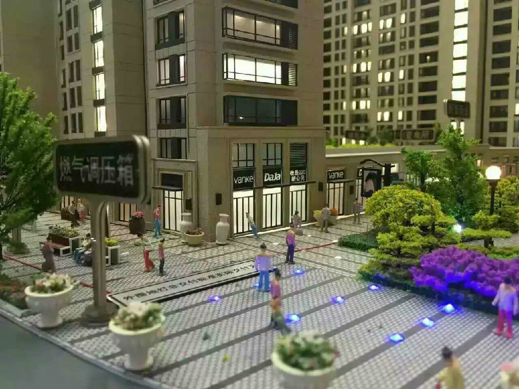三十万人口城市_城市人口图片(3)