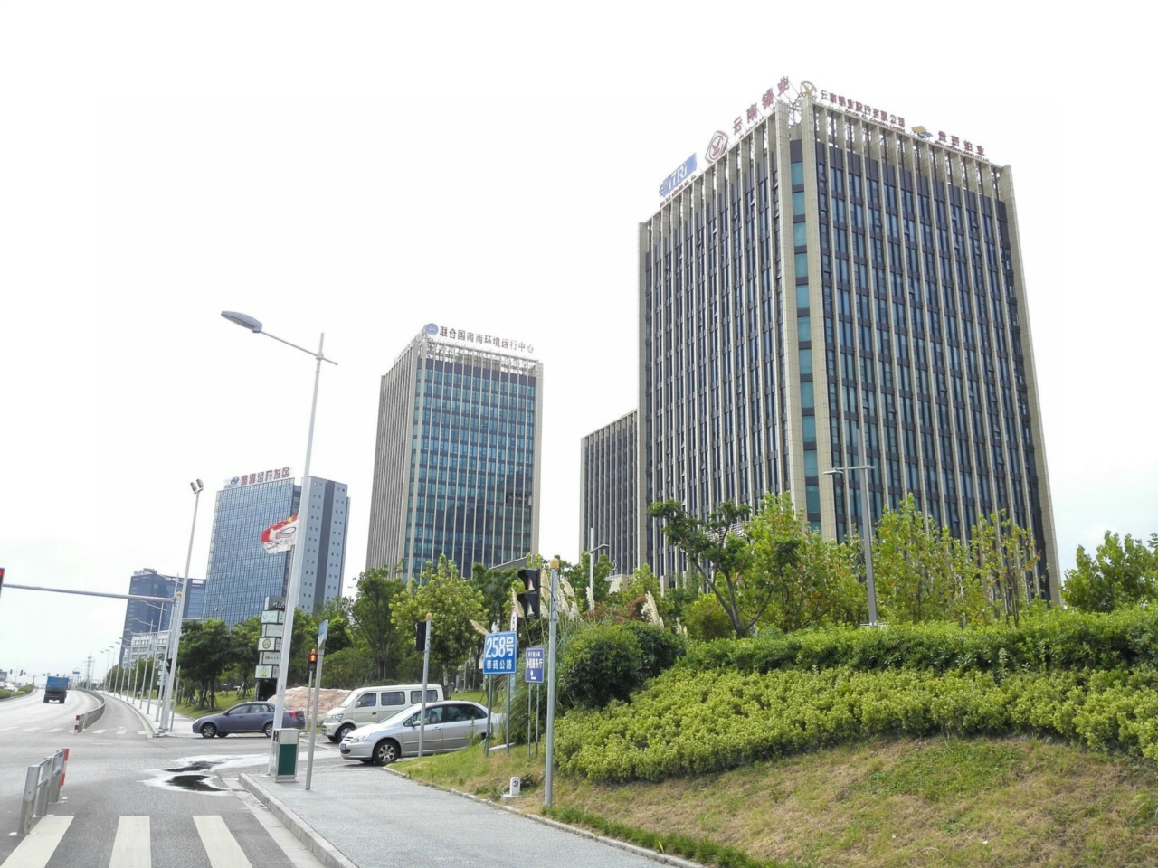 松江漕河泾 精装500平双面采光 火爆招租