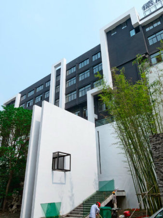 1/3号线,徐汇德必易园,设计公司的天堂!环境优雅.