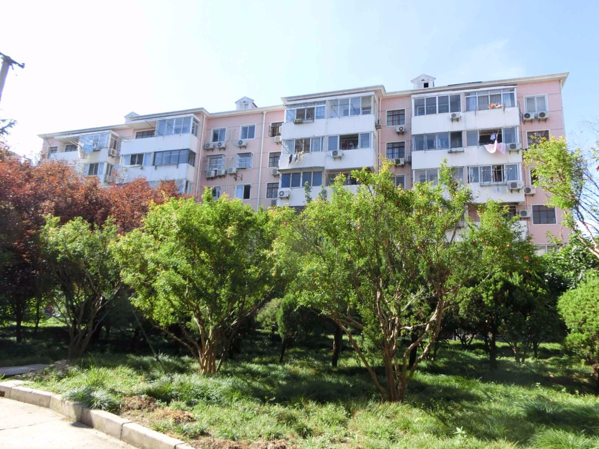 交大新村精装修24平格局好房间配置全900元每月有钥匙