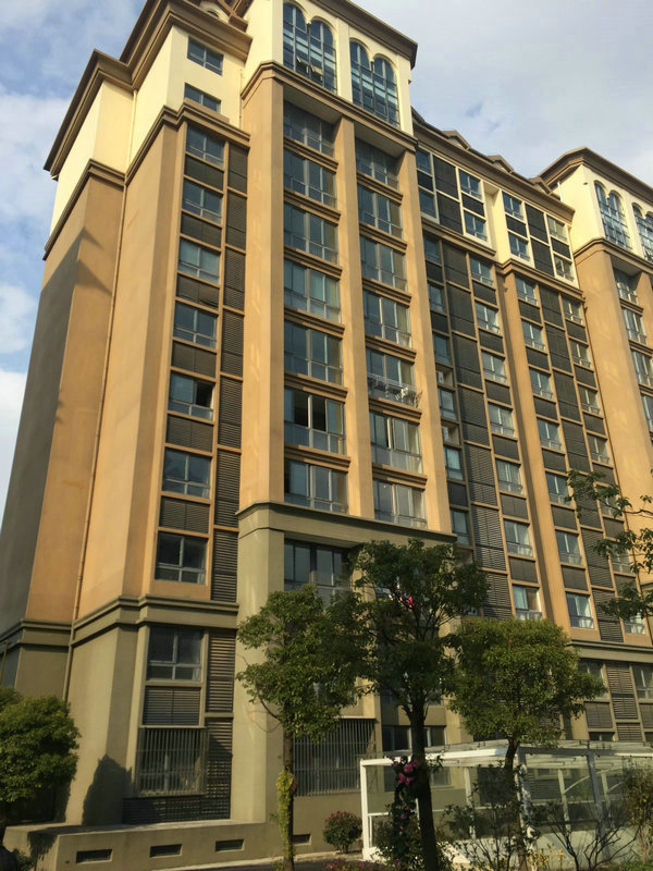 如皋市 高铁直达 建成丽园 送菜地 大润